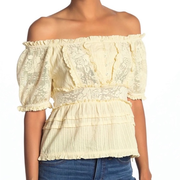 NWT Love Sam Babette Off The Shoulder Yellow Lace Trim Top - Picture 1 of 11